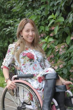 画像ギャラリー No.002のサムネイル画像 / バリアフリー社会人eスポーツ大会「第1回 ePARA CHAMPIONSHIP」の大会アンバサダーに中嶋涼子さんと猪狩ともかさんが就任