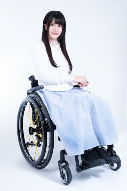 画像ギャラリー No.003のサムネイル画像 / バリアフリー社会人eスポーツ大会「第1回 ePARA CHAMPIONSHIP」の大会アンバサダーに中嶋涼子さんと猪狩ともかさんが就任