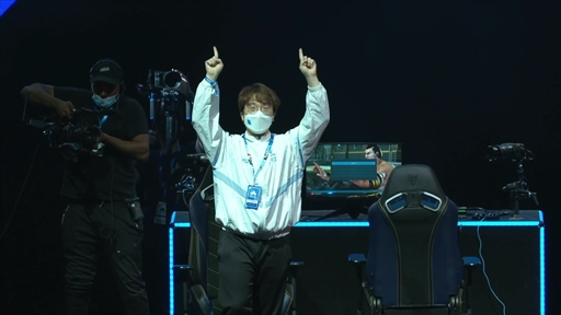 ꡼ No.003Υͥ / EVO2022ϡŴ7ͥKneeꡣڹŴʡ饦ɤ򾡤ʤߡͥ뤲