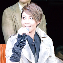 画像ギャラリー No.004のサムネイル画像 / ミュージカル「バイオハザード 〜ヴォイス・オブ・ガイア〜」の制作発表記者会見レポート。主演の柚希礼音さんらが意気込みを語った