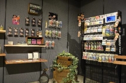 ���������꡼ No.003�Υ���ͥ������ / �֥Х����ϥ����ɡפν��ᥤ������ë��10��29������3���ָ�����θ��Ǥ���