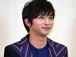 画像ギャラリー No.002のサムネイル画像 / 舞台「BIOHAZARD THE Experience」は嗅覚に訴え,ゾンビが駆けるステージに。制作発表会の模様をレポート