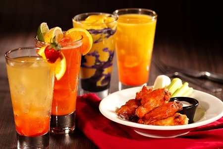 画像ギャラリー No.003のサムネイル画像 / レストラン「TGI FRIDAYS」に「バイオハザード7」のコラボコラボドリンクが登場