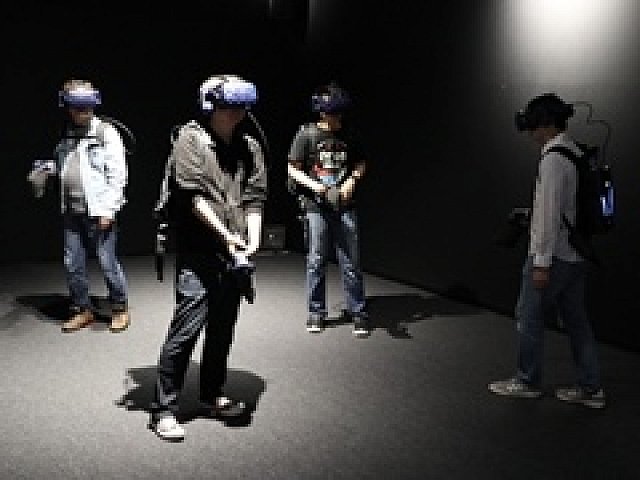 Vrアトラクション Biohazard Walkthrough The Fear インプレッション バイオハザード7 のベイカー邸を歩き回り脱出を試みる Vrアトラクション Biohazard Walkthrough The Fear インプレッション バイオハザード7 のベイカー邸を歩き回り脱出を試みる