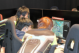 画像ギャラリー No.005のサムネイル画像 / 「PUBG JAPAN SERIES αリーグ Phase2」が開幕。国内最強の栄冠を手にするのはどのチームか。3月10日に行われたDay4の模様をレポート