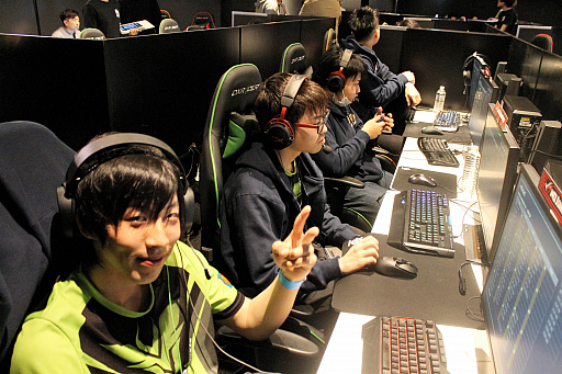 画像ギャラリー No.006のサムネイル画像 / DMMGAMES公式大会「PUBG JAPAN SERIES αリーグ Phase2」,総合優勝は「USG-Hyster1cJam」に。入替戦に挑むチームも決まったDay6をレポート