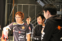 画像ギャラリー No.009のサムネイル画像 / 「PUBG JAPAN SERIES Season1 Grade1」,後半戦となるPhase2が開幕。SunSister Suicider'sが首位に立ち,V3 FOXが追い上げるDay4レポート