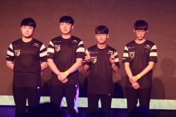 ꡼ No.020 | 2٤Υɥ󾡤᤿SunSister Suicider'sͥPUBG׹ξ޶PJS Winter Invitational 2018פݡ