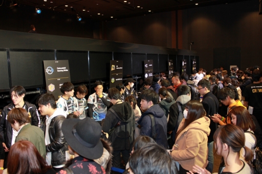 画像ギャラリー No.056のサムネイル画像 / 2度のドン勝を決めたSunSister Suicider'sが優勝! 「PUBG」国内初の賞金制大会「PJS Winter Invitational 2018」をレポート