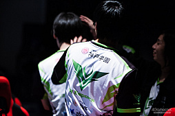 ꡼ No.052 | PUBG JAPAN SERIES Season2סGrade1ȾǽȤʤDay3ݡȡPhase1V3 FOX