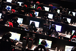 ���������꡼ No.051�Υ���ͥ������ / ��PUBG JAPAN SERIES��Season2 Grade1 Day5��ݡ��ȡ����ꤷ�����Ӥ�Team RAYZE����̤�Ω�ġ������ꥹ�Ԥ��������Ÿ��