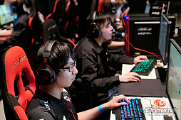 ꡼ No.077 | PUBG JAPAN SERIESSeason3 Grade1γDay1ݡȡɥ󾡤Lag GamingDay1DGW2Ϣɥ2̤