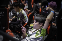 ꡼ No.043Υͥ / PUBG JAPAN SERIESSeason3 Grade1 Day6ݡȡΤDetonatioN Gaming WhiteRascal Jester