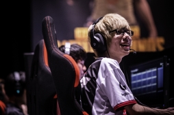 ꡼ No.143Υͥ / PUBG JAPAN SERIESSeason3 Grade1 Day6ݡȡΤDetonatioN Gaming WhiteRascal Jester