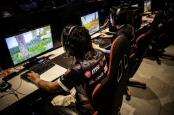 ꡼ No.198Υͥ / PUBG JAPAN SERIESSeason3 Grade1 Day6ݡȡΤDetonatioN Gaming WhiteRascal Jester