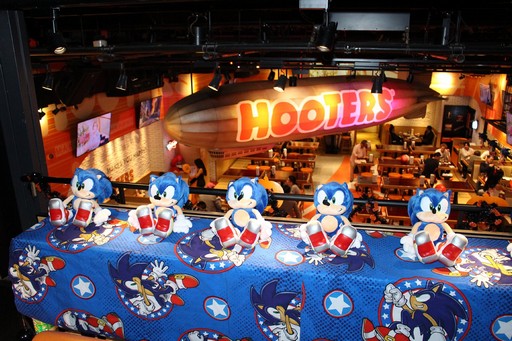 ꡼ No.003Υͥ / ֥˥åեפȡHOOTERSפΥܤȡ˥åեߥ꡼HOOTERS GIRLζ򡤥ɥåǳڤ⤦