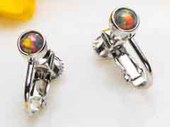 囚われのパルマ」のピアスとイヤリング，バングルが発売決定