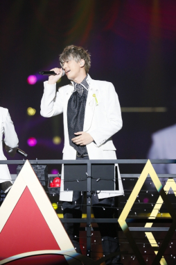 画像ギャラリー No.030のサムネイル画像 / 4グループ全14人が集結! 「B-PROJECT〜絶頂*エモーション〜」スペシャルライブイベント「SPARKLE*PARTY」の熱いステージをレポート