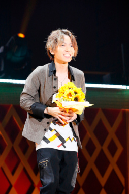 画像ギャラリー No.036のサムネイル画像 / 4グループ全14人が集結! 「B-PROJECT〜絶頂*エモーション〜」スペシャルライブイベント「SPARKLE*PARTY」の熱いステージをレポート