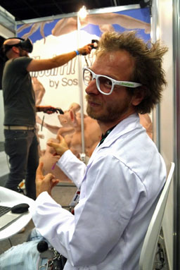 ꡼ No.006Υͥ / gamescomϥޥͥΥ˥㥰˥ʹ֤򹥤ʤ褦ˤǤVRХMosh Pit Simulatorסλ¿ʥǥȤ