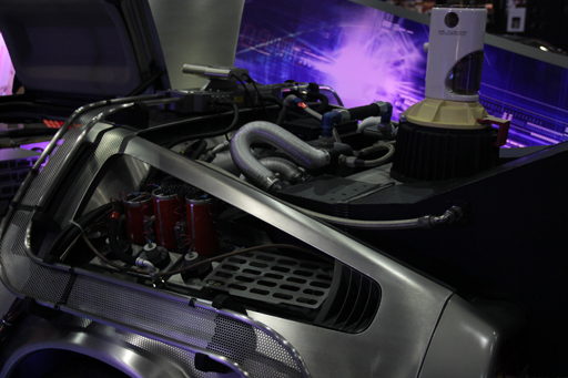 画像ギャラリー No.006のサムネイル画像 / 天野喜孝氏が描く「火の鳥」の原画も展示中。東京コミコン会場で「アトム:時空の果て」を制作するアクティブゲーミングメディアブースを取材