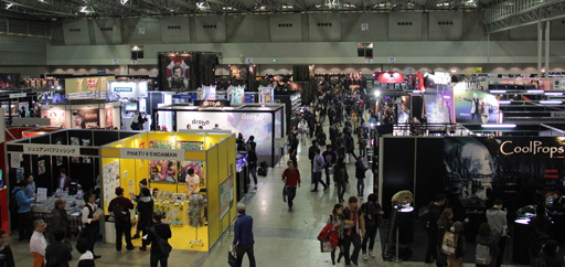 画像ギャラリー No.019のサムネイル画像 / 天野喜孝氏が描く「火の鳥」の原画も展示中。東京コミコン会場で「アトム:時空の果て」を制作するアクティブゲーミングメディアブースを取材