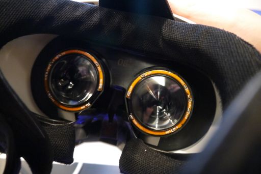 画像ギャラリー No.002のサムネイル画像 / アイトラッキングに対応した次世代VRHMD「FOVE 0」体験レポート。「フォヴィエイテッドレンダリング」の技術デモも