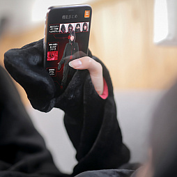 画像ギャラリー No.004のサムネイル画像 / Bauhutte,「着る毛布」のゲーマー向けモデル発売