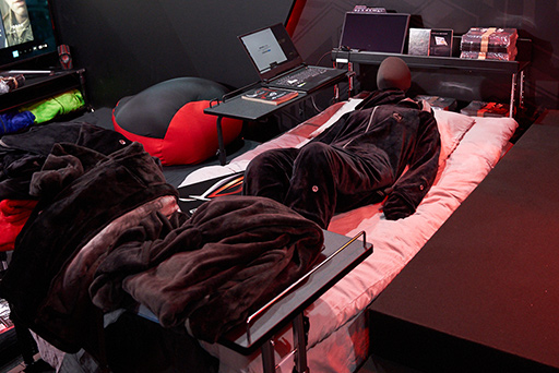 ���������꡼ No.003�Υ���ͥ������ / ��TGS 2019��2020ǯ�ǡ�������ۡפ���ASUS������̤ȯ�����ʤޤǡ����ɤ������ܤΡ�Bauhutte��ROG�׶�Ʊ�֡���������å�