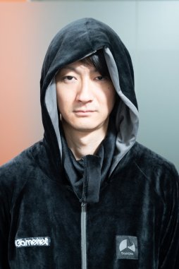 画像ギャラリー No.016のサムネイル画像 / Bauhutteのゲーマー向け“着る毛布”「ダメ着4G」に4Gamerコラボモデルが登場。その使用感をばっちり紹介