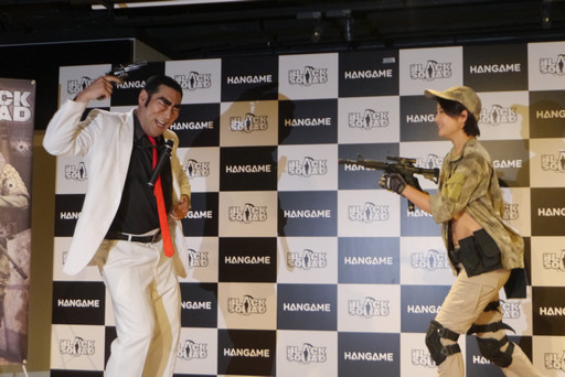 画像ギャラリー No.052のサムネイル画像 / 応募者が全員参加できる新作FPS「BLACK SQUAD」のCBT募集は10月12日にスタート。最強広報チームも決定したプレスカンファレンスをレポート