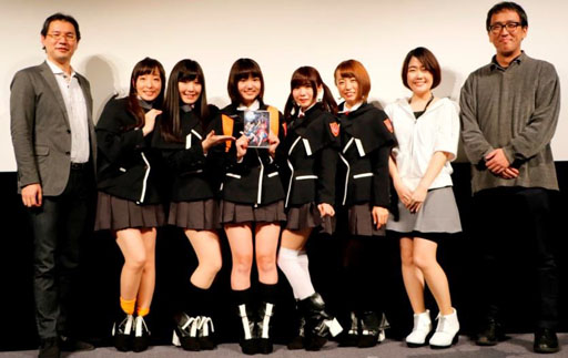 画像ギャラリー No.001のサムネイル画像 / メインキャストが集合した「拡張少女系トライナリー」最終回配信直前上映イベント。強烈なバッティングが来場者を襲う……?