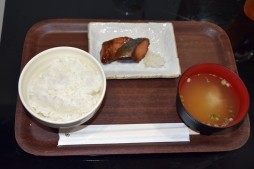 画像ギャラリー No.004のサムネイル画像 / 「文豪とアルケミスト」,ゲーム内の「食堂」で登場するメニューが食べられるコラボカフェをレポート