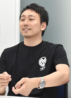 画像ギャラリー No.013のサムネイル画像 / シリーズの原点“2on2”を追求しつつ,新世代への進化を。PS4用ソフト「GUNDAM VERSUS」の安田直矢氏&福﨑恵介氏にインタビュー