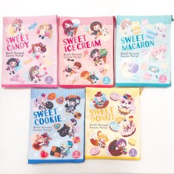 画像ギャラリー No.003のサムネイル画像 / 「バンドリ」が人気イラストレーター“ア・メリカ氏”がコラボ。缶バッジやポーチなどのグッズを発売