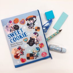 画像ギャラリー No.007のサムネイル画像 / 「バンドリ」が人気イラストレーター“ア・メリカ氏”がコラボ。缶バッジやポーチなどのグッズを発売