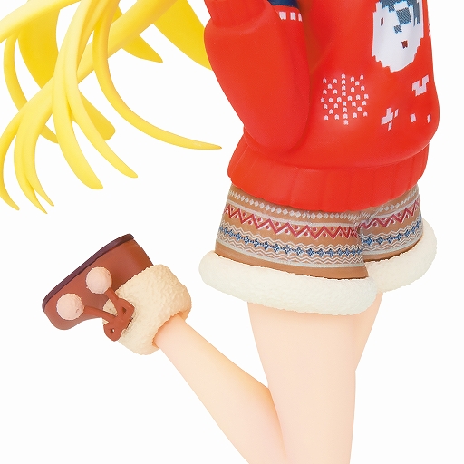 画像ギャラリー No.007のサムネイル画像 / 「バンドリ!」からプライズ“PATOOフィギュア 弦巻こころ 冬服ver.”が本日より順次登場