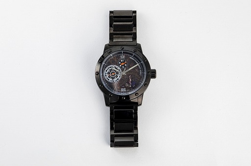 画像ギャラリー No.001のサムネイル画像 / 「GOD EATER」シリーズとコラボした鞄や腕時計などがEMooooNにて受注販売を開始