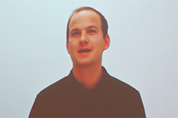 画像ギャラリー No.004のサムネイル画像 / Google,スマートフォン組み込み型VR HMD「Daydream View」を1万2000円で国内発売。第2世代モデル