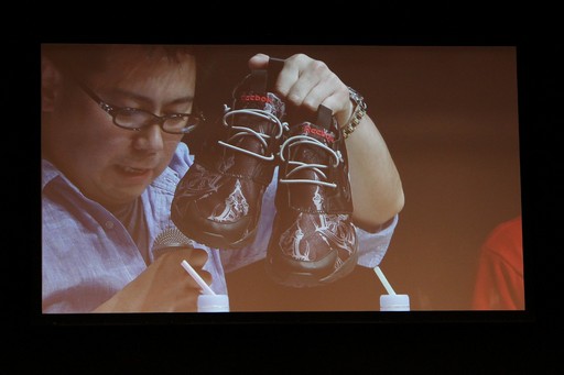 画像ギャラリー No.022のサムネイル画像 / 「FF30周年×横浜スペシャル生放送」をレポート。8人のFFシリーズプロデューサー&ディレクターが,その展望や思い出を語った