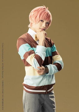 画像ギャラリー No.001のサムネイル画像 / 「MANKAI STAGE『A3!』」GOD座・裏方組のソロビジュアル&コメントを公開