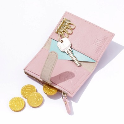 画像ギャラリー No.005のサムネイル画像 / 「A3!」の春組&夏組の劇団員をイメージしたミニバッグとキーケースが登場。予約受付を開始