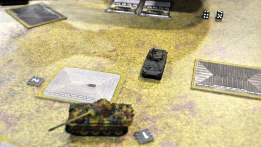 画像集#003のサムネイル/［SPIEL’16］心を鷲づかみにされる戦車ゲーム「TANKS：Panther vs Sherman」プレイレポート。シンプルなルールで激しい戦車戦を再現