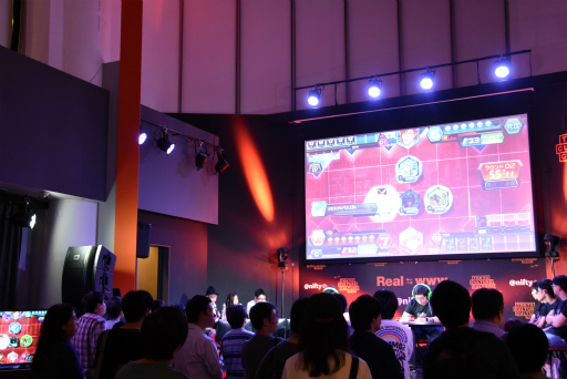 画像ギャラリー No.012のサムネイル画像 / 全国王者に輝いたのは東北エリア代表“ウズメ”選手! 「COJP Championship Summer Cup 2017」決勝大会をレポート