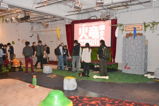 画像ギャラリー No.001のサムネイル画像 / モンハンのリアル脱出ゲーム「火竜棲まう狩猟場からの脱出」の東京公演が本日から開催。謎を解きながら一味違ったハンター体験を楽しもう