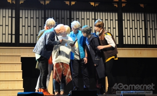 画像ギャラリー No.006のサムネイル画像 / 兄弟の絆を描いた芝居とダンスの両方が堪能できる「ツキステ。」第6幕「紅縁」のゲネプロ公演をレポート