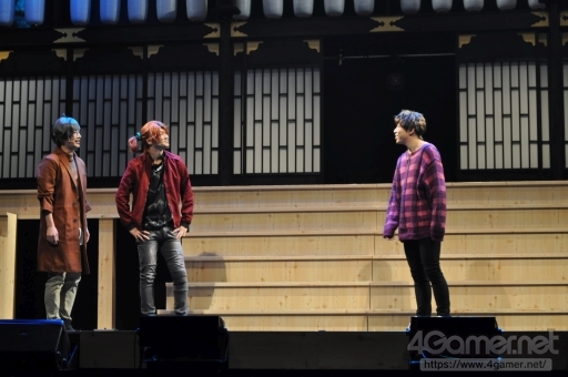 画像ギャラリー No.007のサムネイル画像 / 兄弟の絆を描いた芝居とダンスの両方が堪能できる「ツキステ。」第6幕「紅縁」のゲネプロ公演をレポート