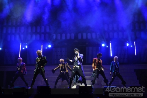 画像ギャラリー No.018のサムネイル画像 / 兄弟の絆を描いた芝居とダンスの両方が堪能できる「ツキステ。」第6幕「紅縁」のゲネプロ公演をレポート