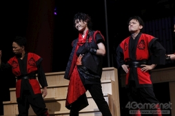 画像ギャラリー No.030のサムネイル画像 / 兄弟の絆を描いた芝居とダンスの両方が堪能できる「ツキステ。」第6幕「紅縁」のゲネプロ公演をレポート