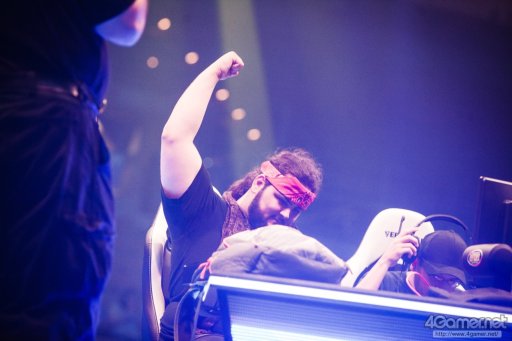 ꡼ No.004 | EVO2017ϡUMvC3סBBCFפʤ5ܤͥԤꤹǽTwitterޤȤᡣ4ܤͥԤꡤ֥Vפˤܿ5̾о